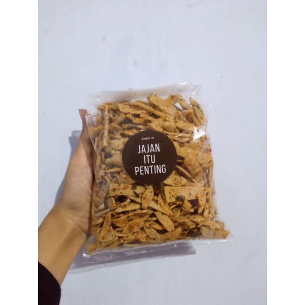 

Basreng Pedas Daun Jeruk Familypack