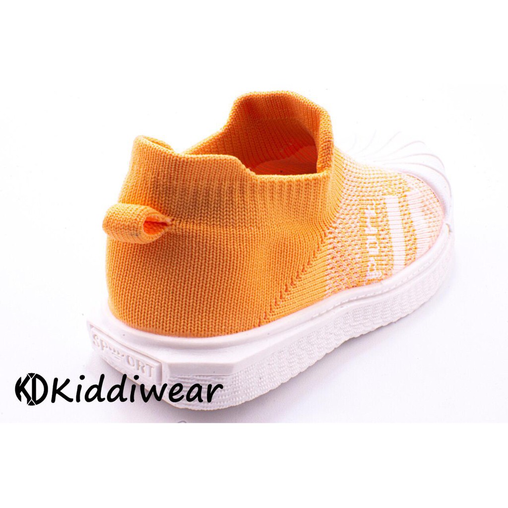 (Kiddiwear) Sepatu sneakers anak MBK55