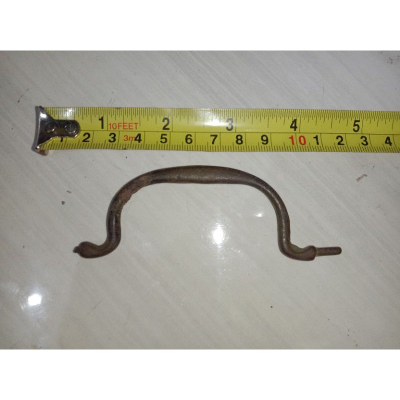 1 biji tarikan laci kuno temuan sungai