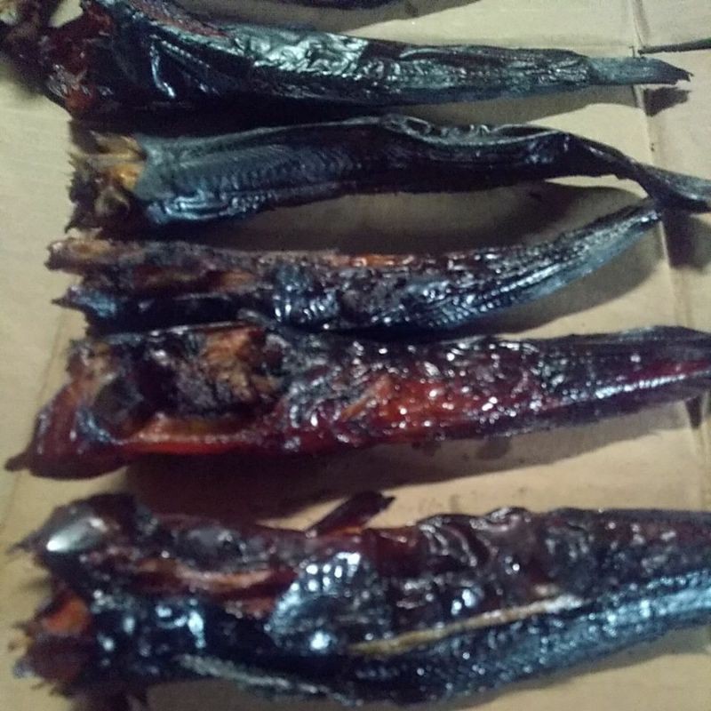 

ikan asap lele tanpa kepala-+ 1 kg