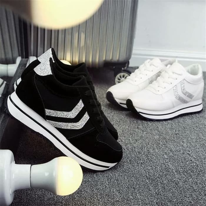 MS_ Sepatu Sneakers Sport/Boots Wanita - Garis 2-3