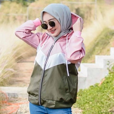 MVP - Yuky Jaket - Jaket Parasut Wanita