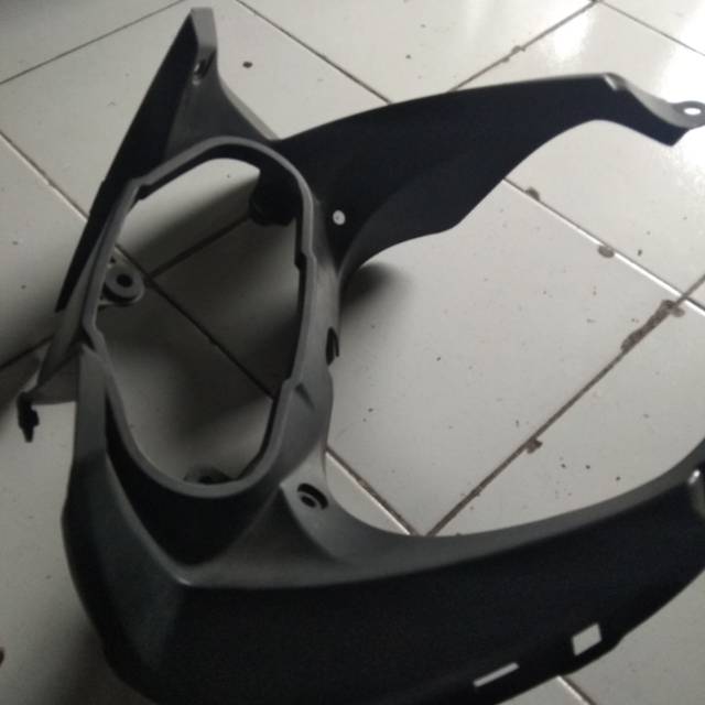 Cover dudukan speedometer ninja 250R karburator