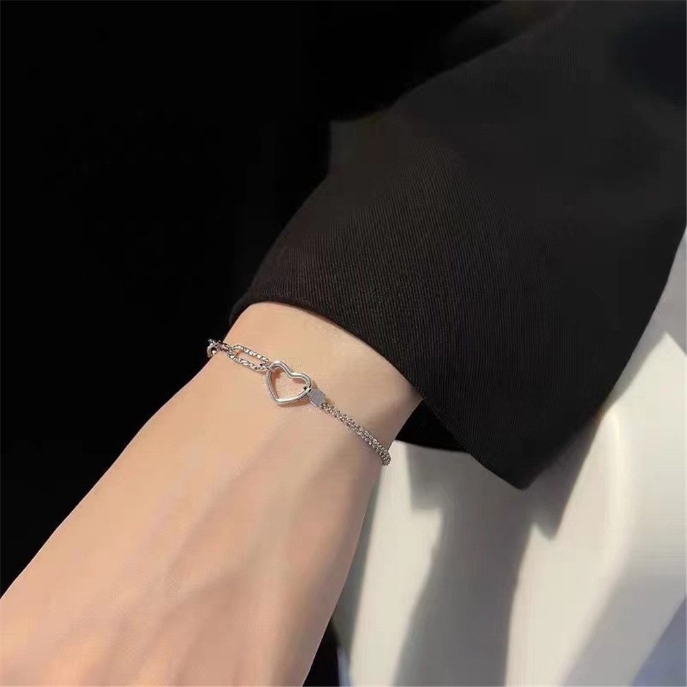 Gelang Tangan Rantai Asimetris Gaya Korea Motif Hati Aksen Hollow Untuk Perhiasan Wanita