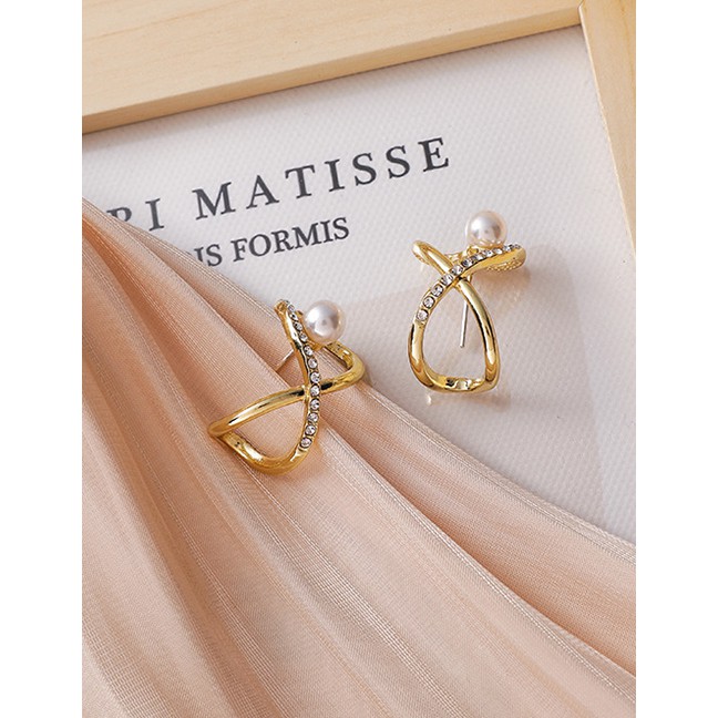 LRC Anting Tusuk Fashion Golden Diamond And Pearl Cross-curved Earrings P59554