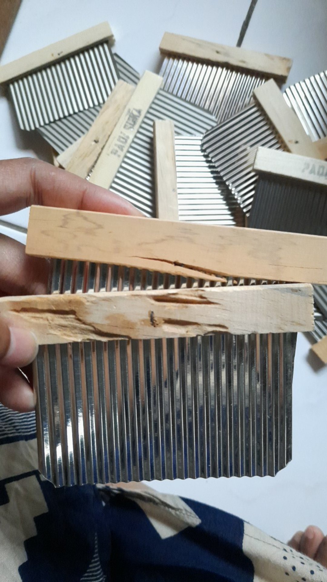 Serba Grosir Termurah ( 10 Pcs )  Irisan Kentang Gobed Pisau Gelombang Acar