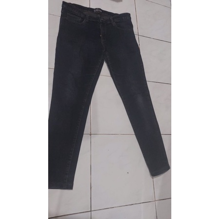 [PRELOVED] Celana Jeans cewek EMBA size 30