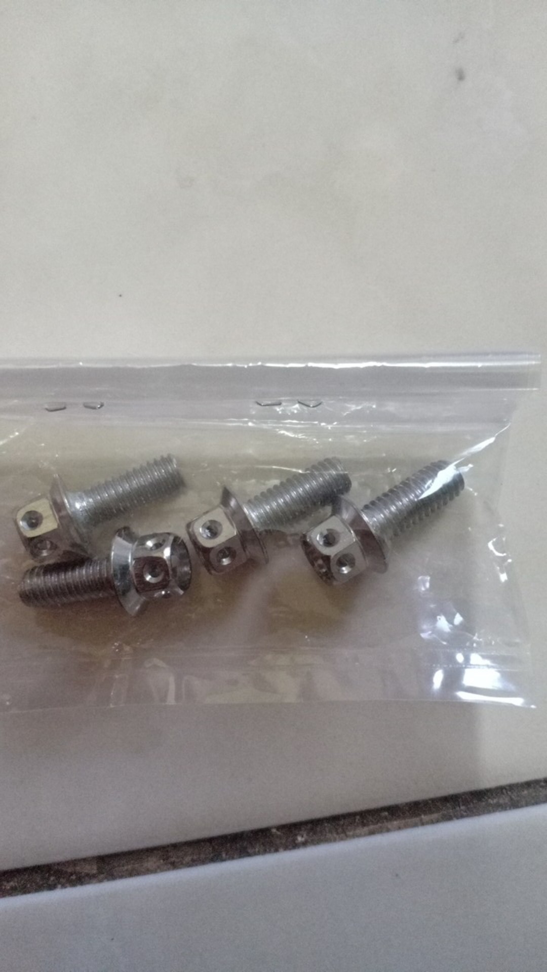 Harga Satuan Baut Probolt Big Head M6 X 15 Drat 10 Pjg 1,5cm Baut Tameng Baut Huger Plat Nomor Motor