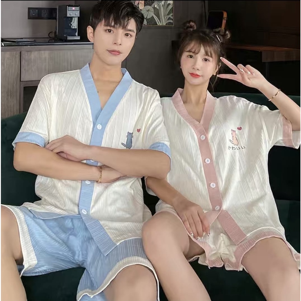 BAJU TIDUR PIYAMA LAKI LAKI PEREMPUAN COUPLE KATUN TEBEL HALUS ADEM IMPORT BERKUALITAS MOTIF KANCING LIMA LENGAN PENDEK SETELAN CELANA PENDEK HOTPANTS WARNA PUTIH BERSIH TERBARU SIZE M-XXXL FIT TO 85KG