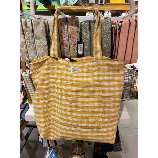 TOTE BAG TYPO SALE