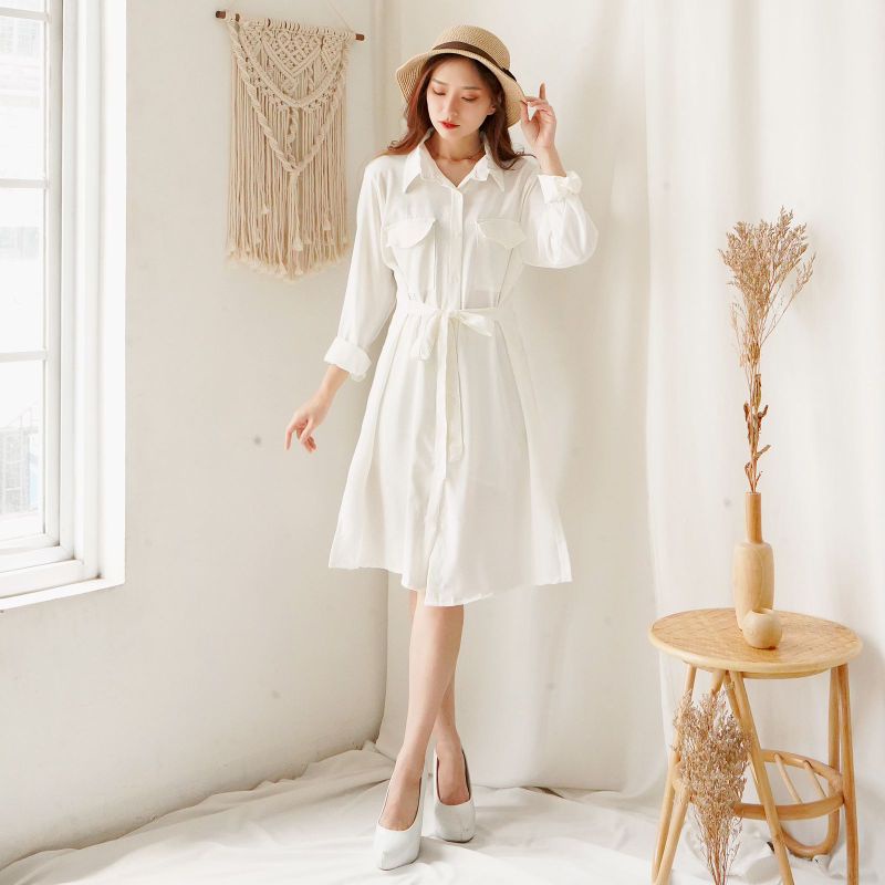 DRESS PUTIH LENGAN PANJANG POLOS