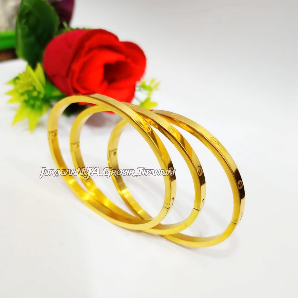 TITANIUM GELANG BANGKOK CTR UKIR LOGAM EMAS KOREA ANTI KARAT &amp; ANTI LUNTUR BERKUALITAS