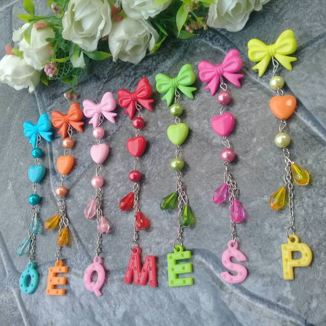 

Pita love huruf warna