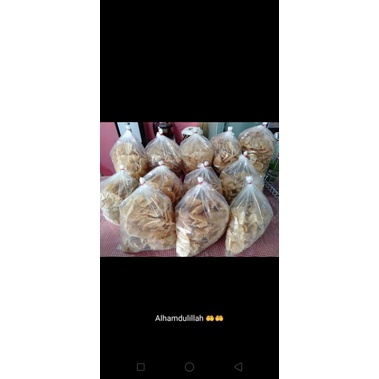 

Kue bawang jengkol