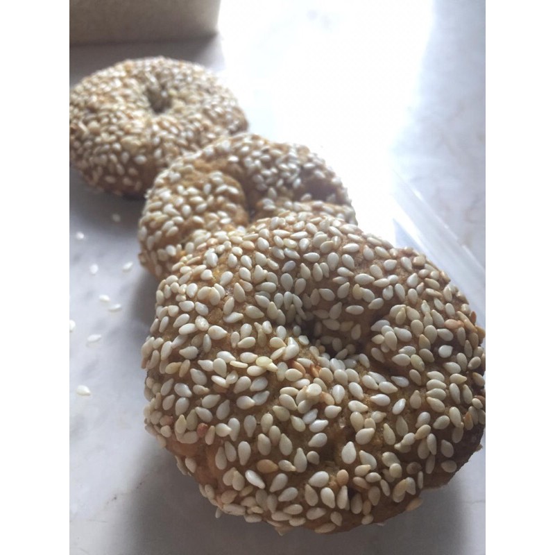 

Cookies Ka’ak bi yansoon authentic lebanese middle east food