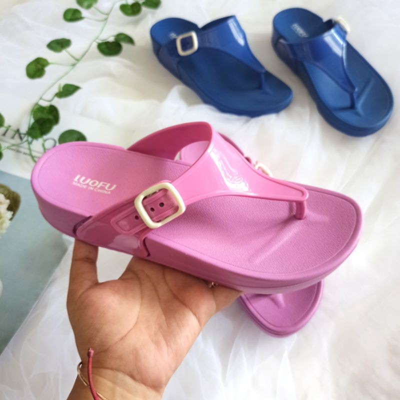 SANDAL CEWEK | JAPIT CEWEK | SANDAL HARIAN | SANDAL LUOFU