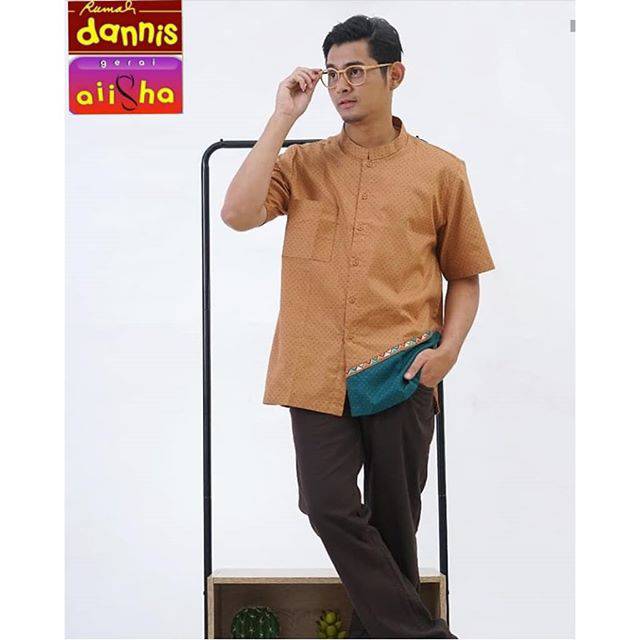 Koko lengan pendek dannis d'two tone