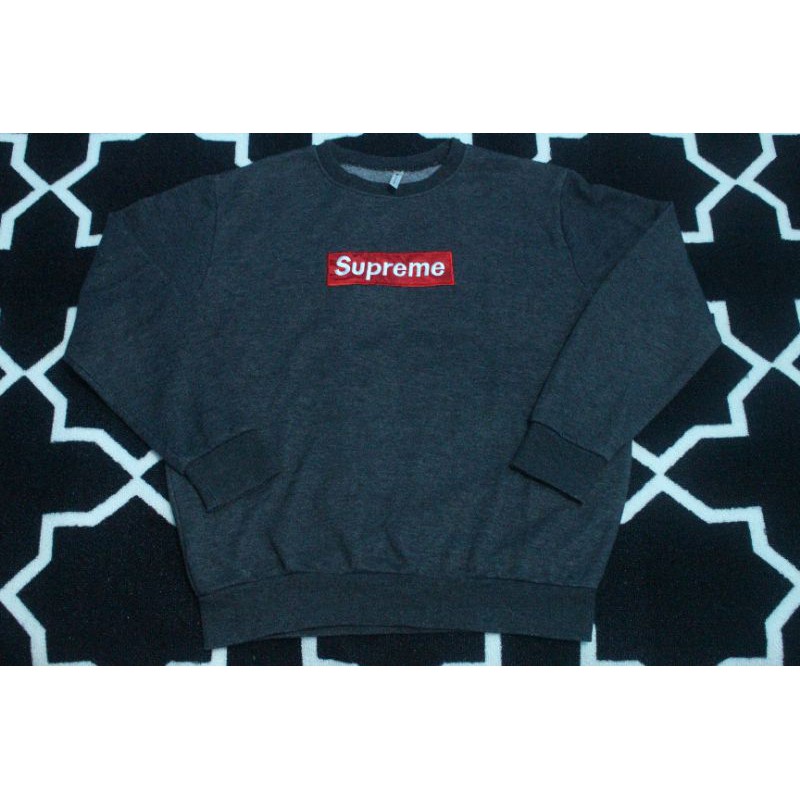 crewneck supreme korea