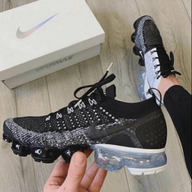 vapormax flyknit 2 colorways