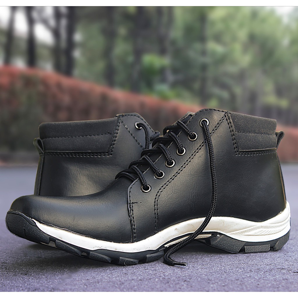 Sepatu Casual Pria Sepatu Kasual Boots Sepatu Casual Boot Sepatu Boot Bot Bots Pria  WR022