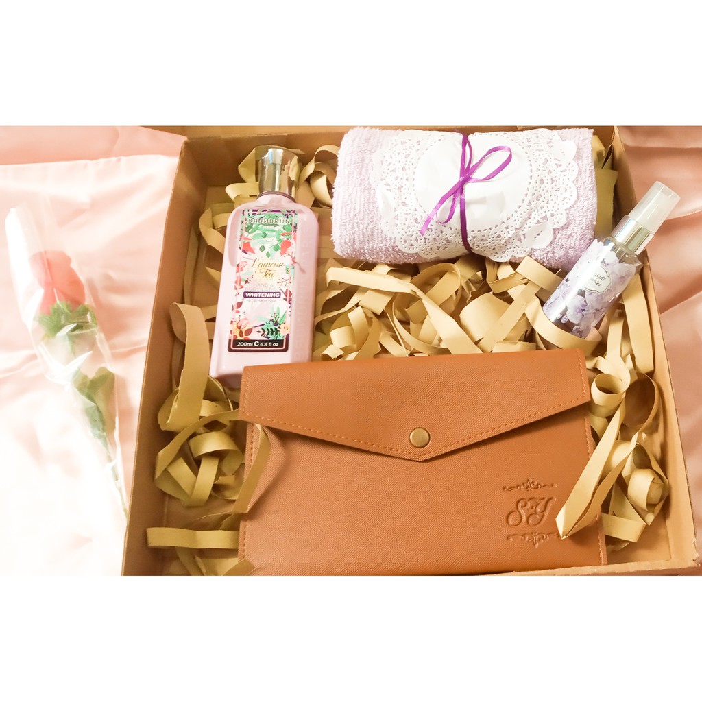 

Hampers Bridesmaid / Gift Box Bridesmaid