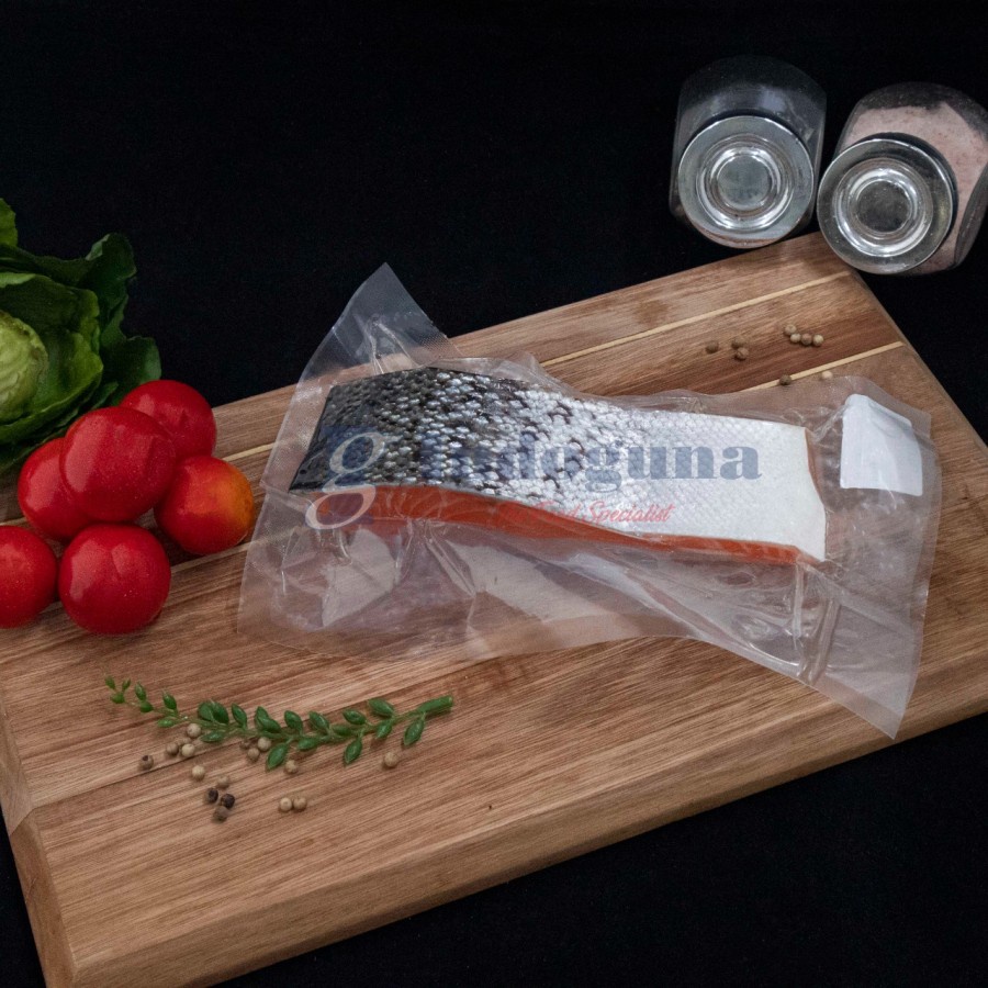 

SALMON FILLET CUT 200GR - INDOGUNA