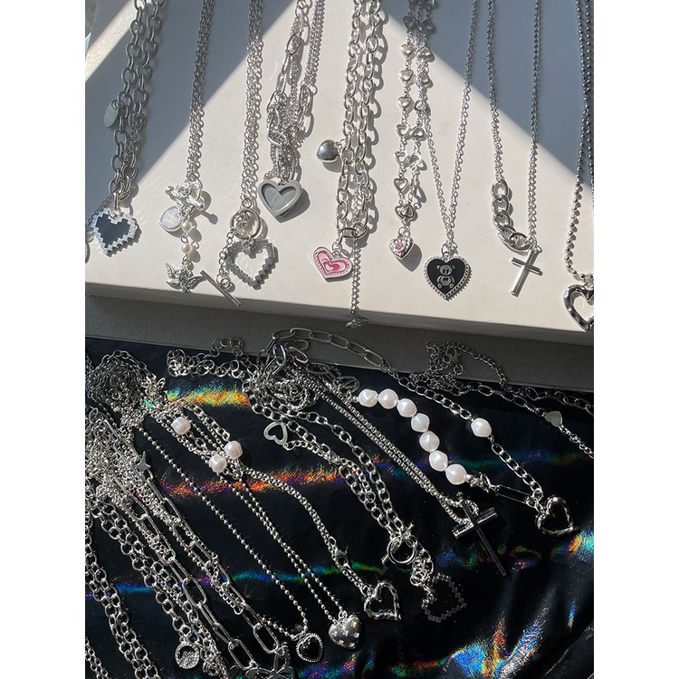 Y2k Kalung Choker Silver 2k Dengan Liontin Kupu-Kupu + Hati + Mutiara Untuk Wanita