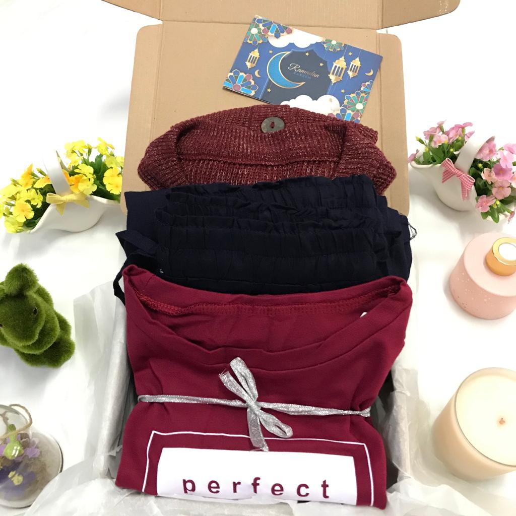 Parsel Hampers Baju Kaos Wanita Set