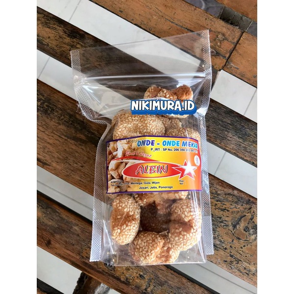 

Onde Onde Mekar Albin Snack