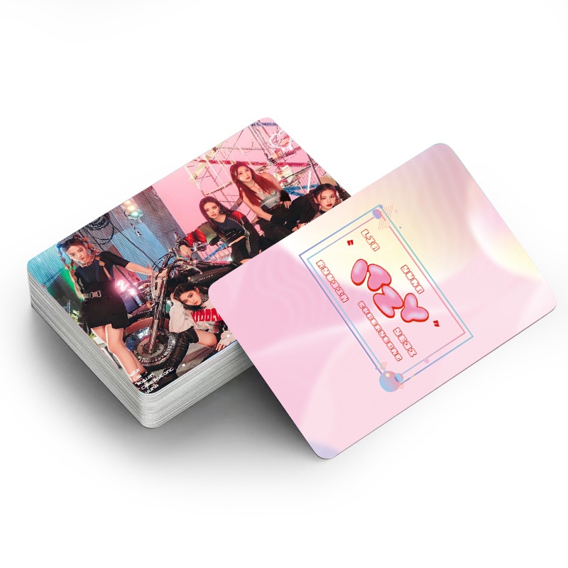 30pcs / Kotak Kartu Lomo Foto KPOP ITZY Untuk Hadiah