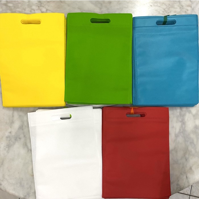 

✨ BISA COD ✨ tas spundbond polos 25x35 | goodie bag oval - Putih
