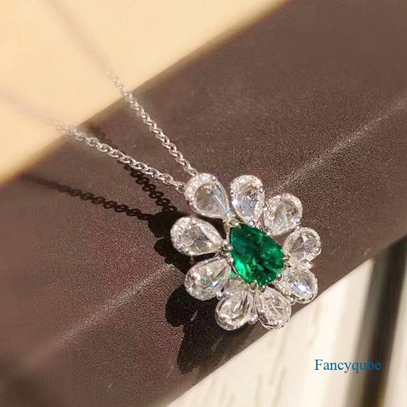 Kalung Bentuk Tetesan Air Bahan Cubic Zirconia Warna Hijau Untuk Wanita