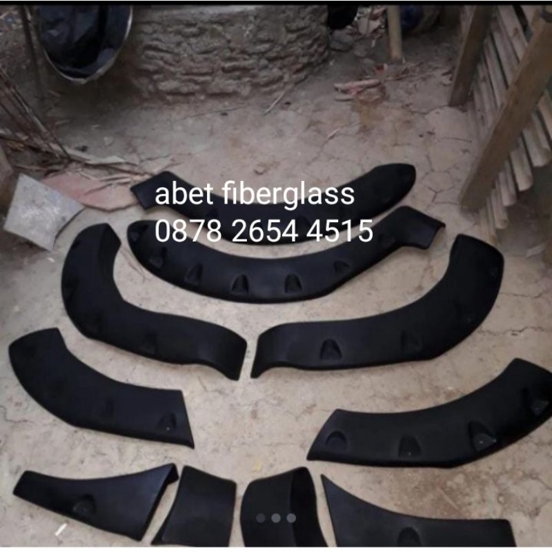 Over Fender Mitsubishi Kuda