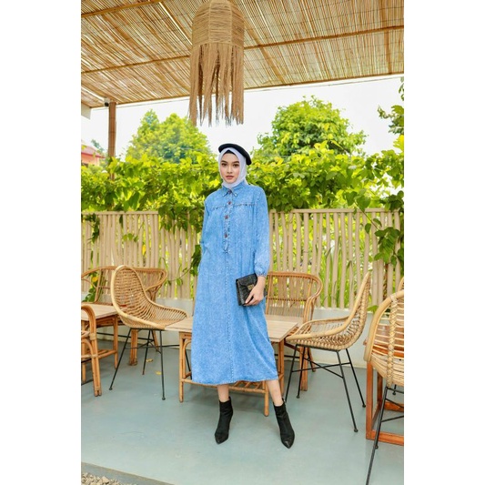 Lavie Jeans Midi, MIDI DRESS JEANS FIT XXL LD 120 BAHAN JEANS WASH PREMIUM KANCING BUSUI MODIS OOTD