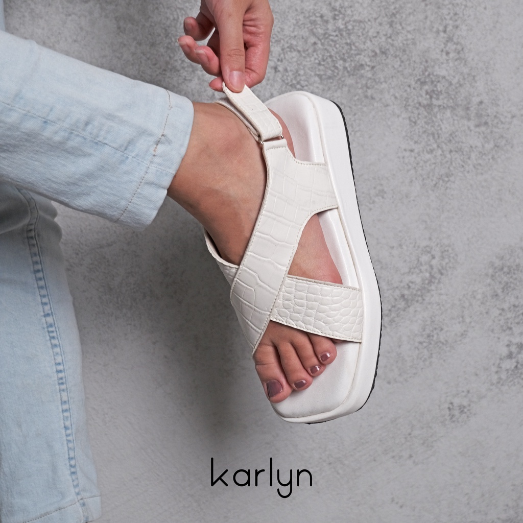 Karlyn Rebeca Platform Sandal