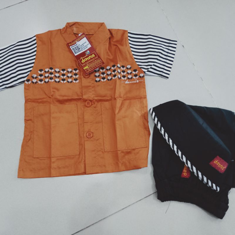 Baju dannis anak cowok 11 tahun