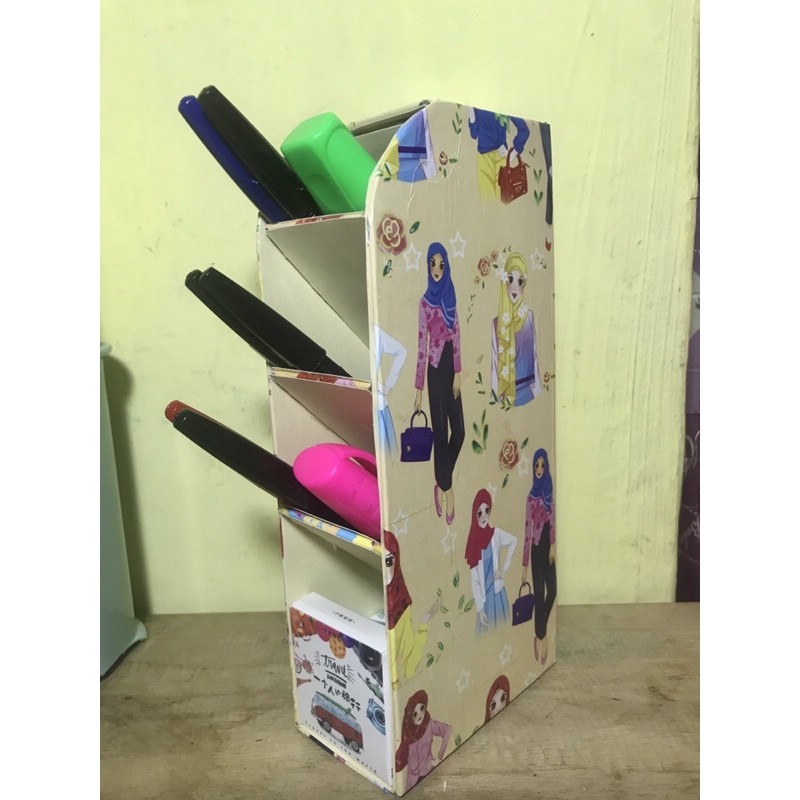 

Kerajinan Kardus Kotak/Keranjang/Wadah Pensil