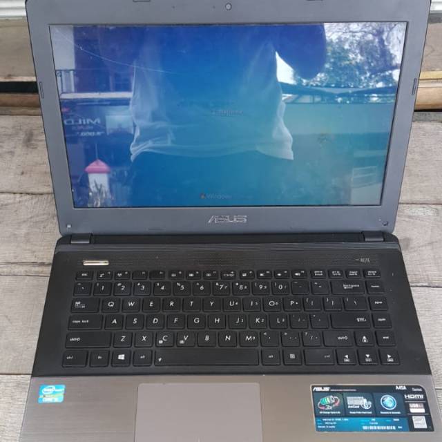 LAPTOP ASUS COREI3 RAM 4GB HDD 500gb