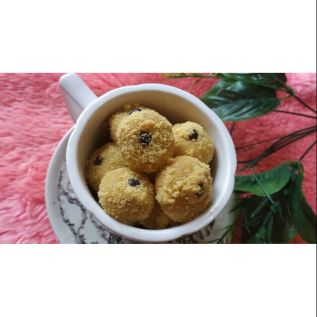 

KUE KERING CRISPY manis di dalam renyah diluar