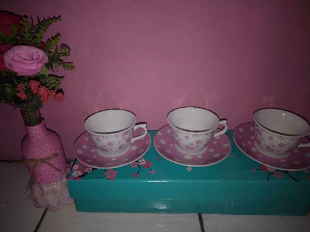 Cangkir Set Keramik  Kopin Polkadot  Fleur Cangkir Teh 