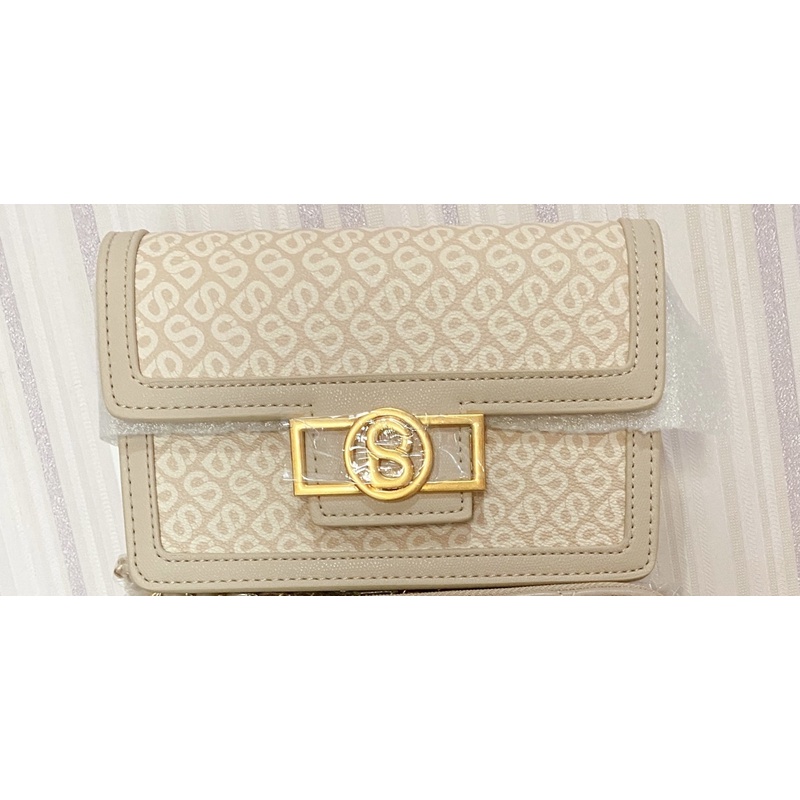 Buttonscarves Izzy Sling Bag Beige