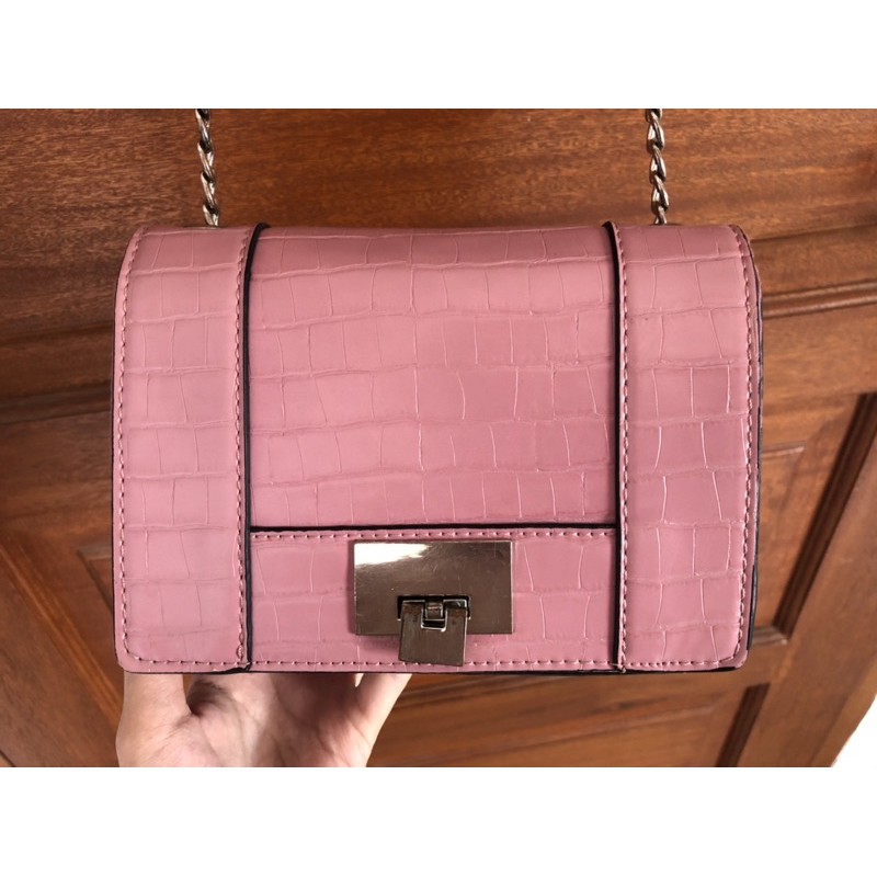 PRELOVED Stradivarius Sling Crossbody Bag Pink Rantai Tas Selempang