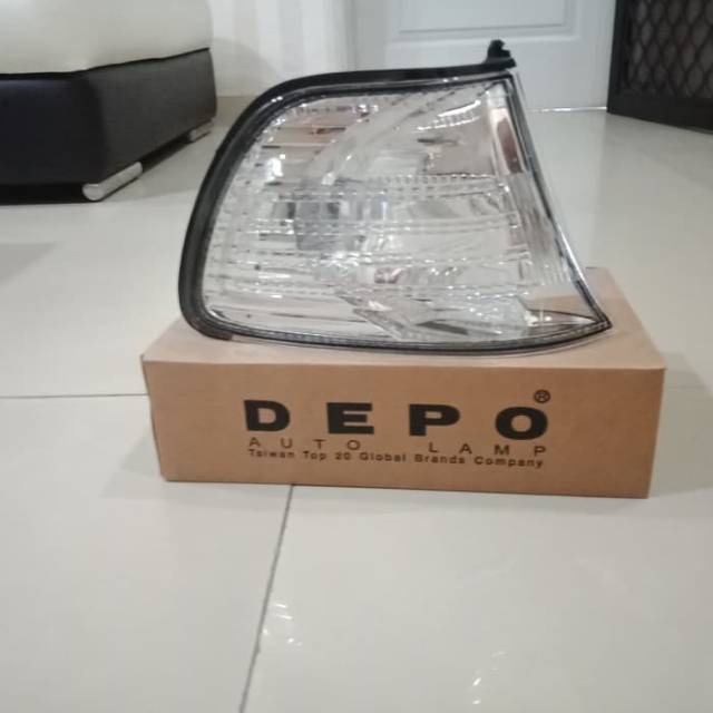 Lampu Sein / Lampu Sen Samping Kijang Kapsul Kanan DEPO
