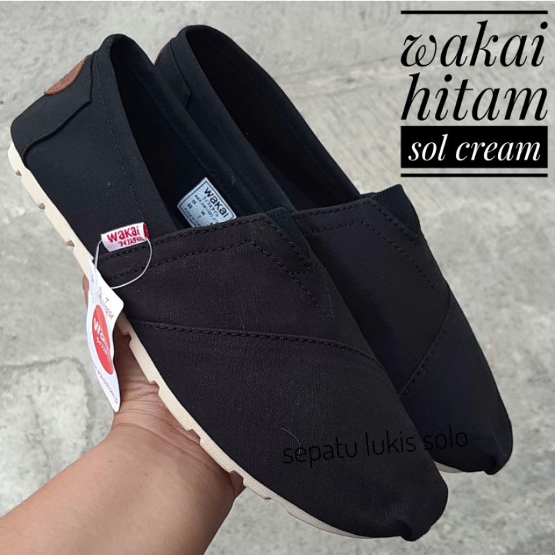 [ Size 36-43 ] Sepatu wakai label vietnam pria dan wanita terlengkap-Gb.24