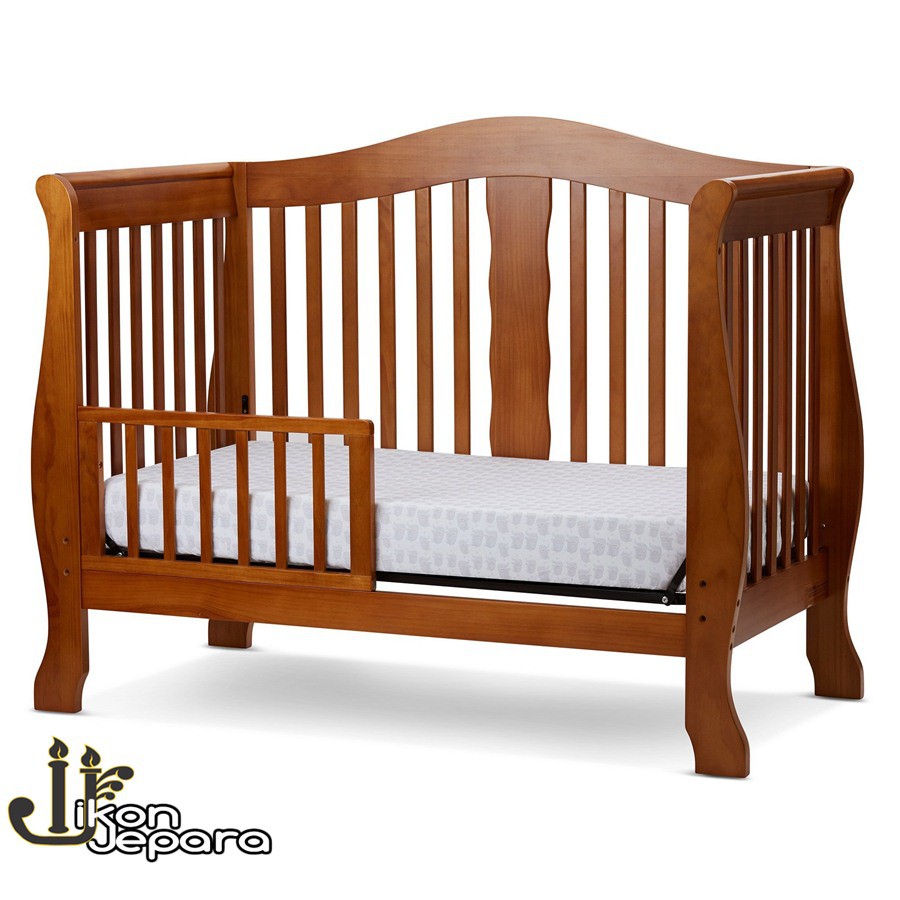 Tempat Tidur Bayi (Kayu Mahony Minimalis)