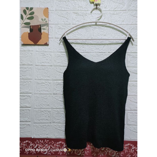 Tanktop Bra Uniqlo Hitam