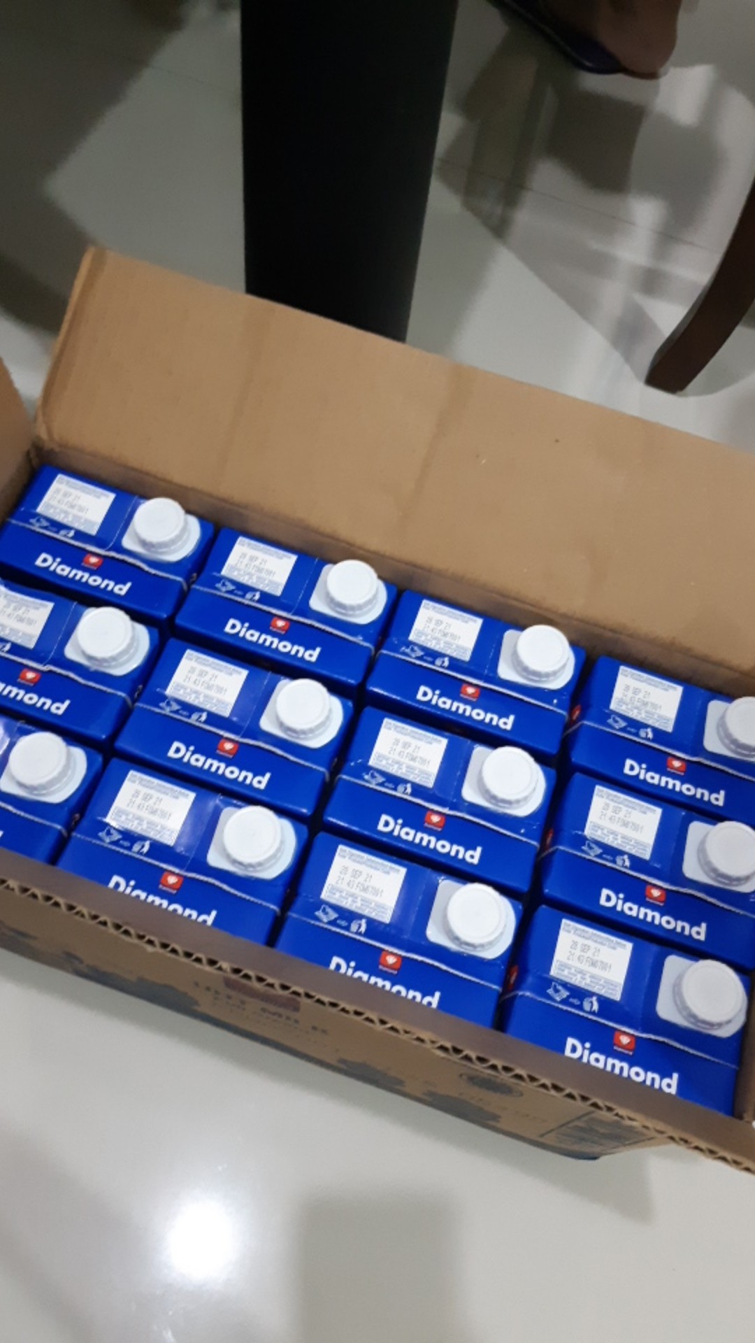 Susu Diamond UHT Full Cream 1 dus karton 1karton isi 12 x 1liter