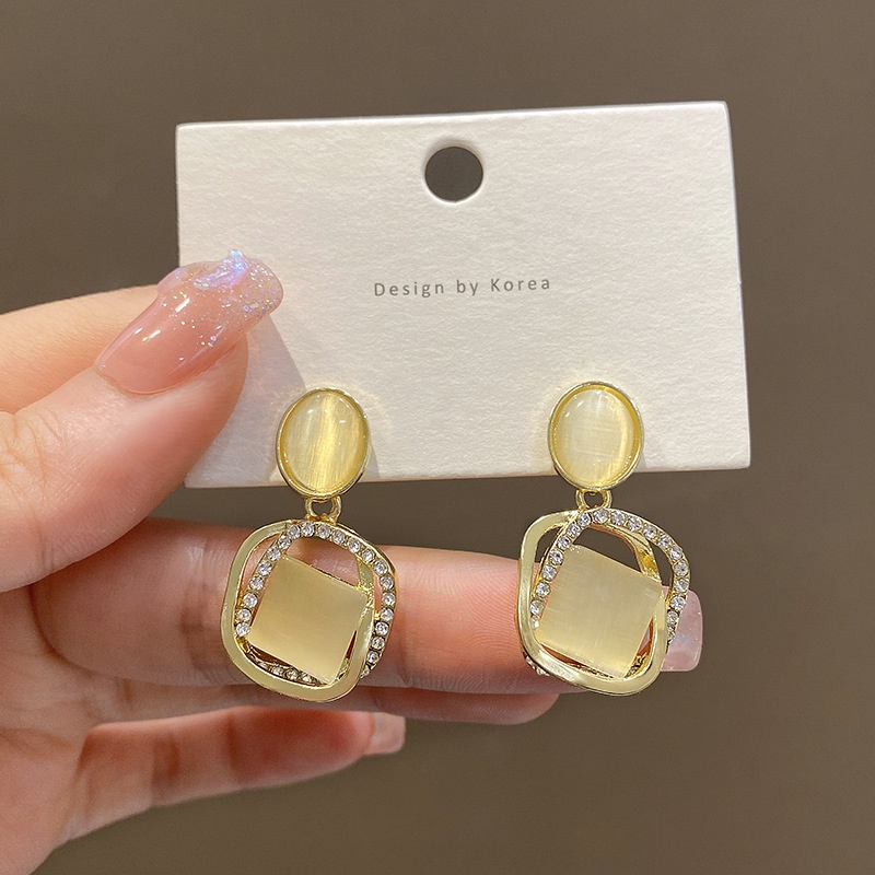 Anting Tusuk Silver Desain Retro Hias Opal + Berlian Untuk Wanita