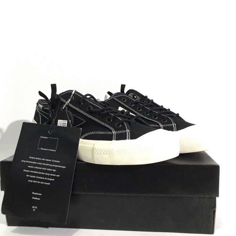 SEPATU COMPASS R&D PROTO 1 LOW