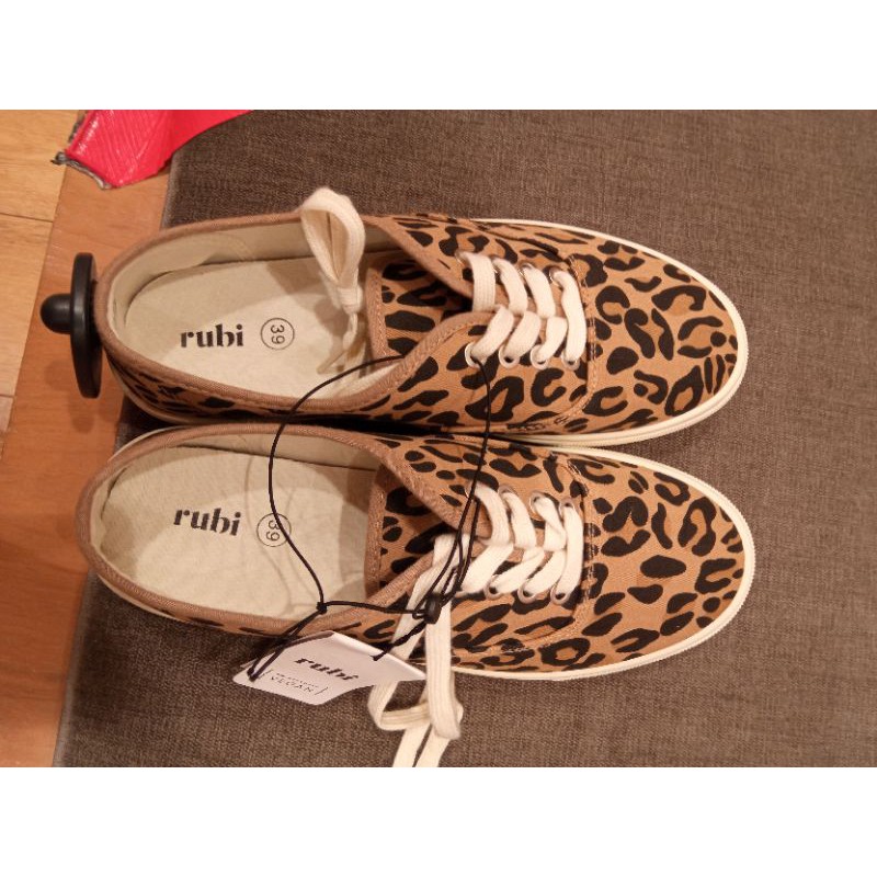 RUBI PLIMSOL SNEAKERS SEPATU WANITA SALE